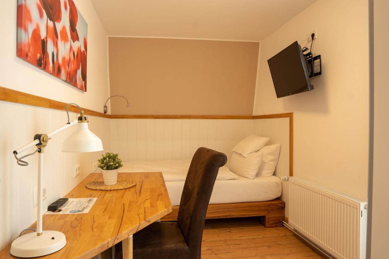 Hotel Post Mit Klimaanlage Neckarsulm Exteriör bild