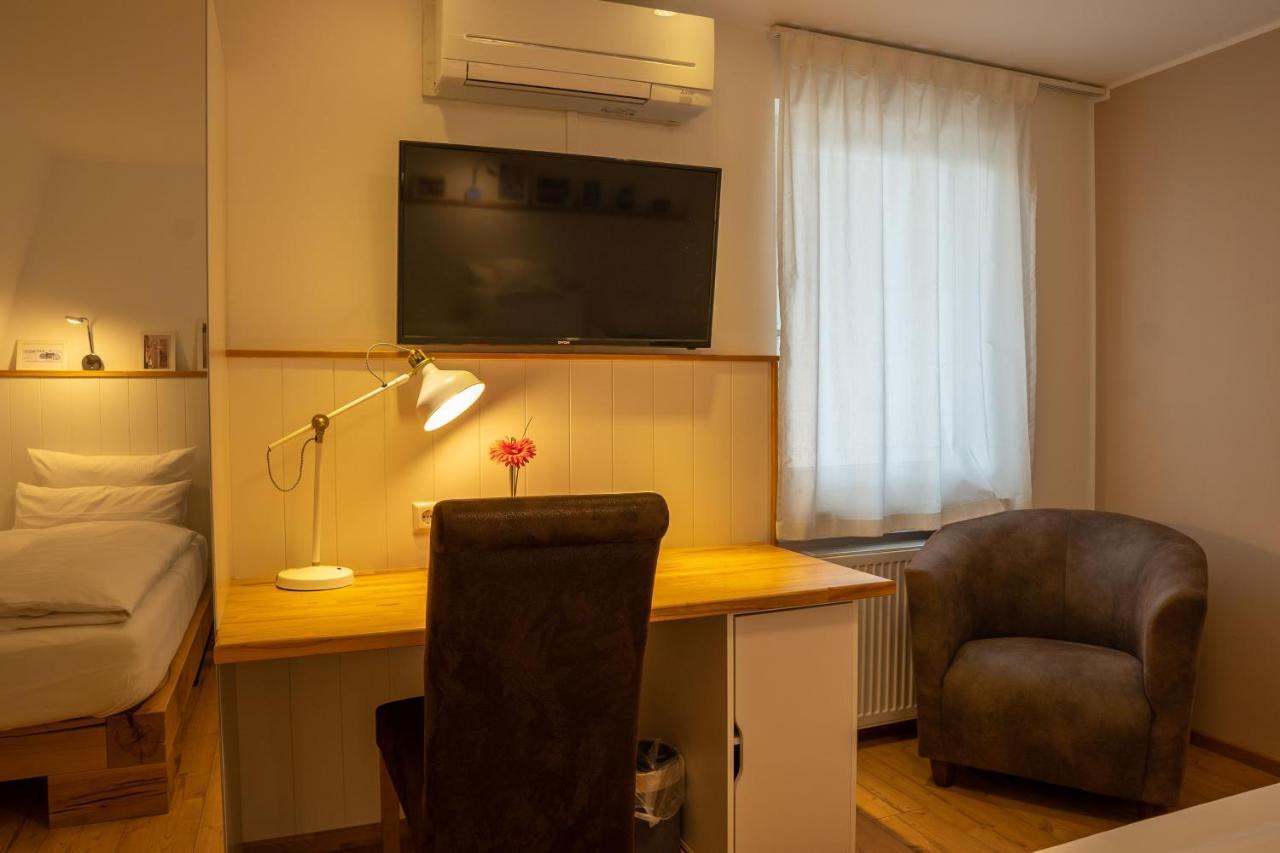 Hotel Post Mit Klimaanlage Neckarsulm Exteriör bild